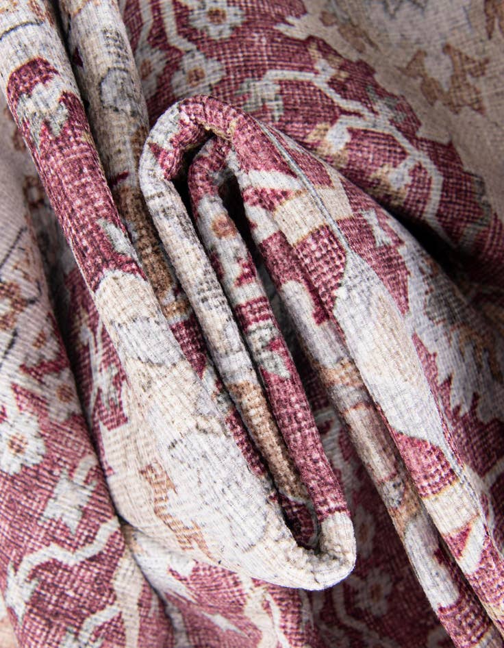 Detail image of  2' x 6' 1 Timeless Runner Rug