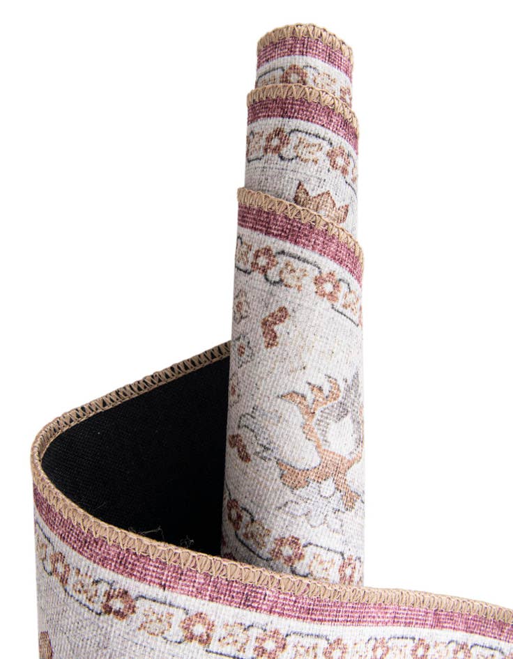Detail image of  2' x 6' 1 Timeless Runner Rug