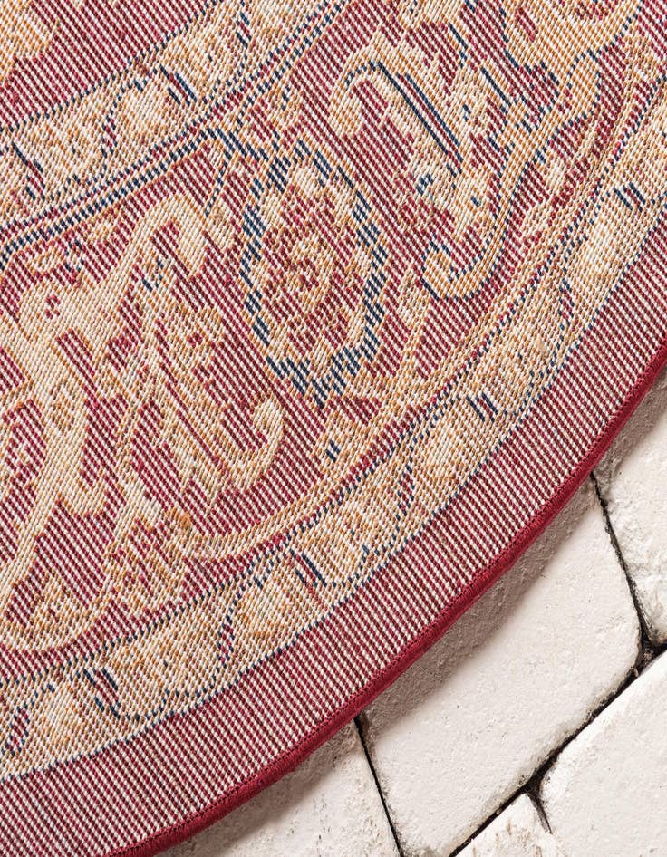Detail image of  4' 5 x 4' 5 Charlestown Round Rug