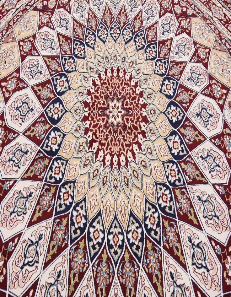 Detail image of  10' x 10' Nain Design Round Rug