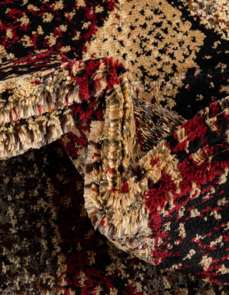 Detail image of  7' 10 x 7' 10 Saturn Round Rug