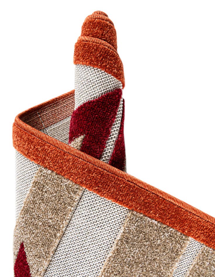 Detail image of  2' x 6'  Washable Modern Indoor / Outdoor Runner Rug