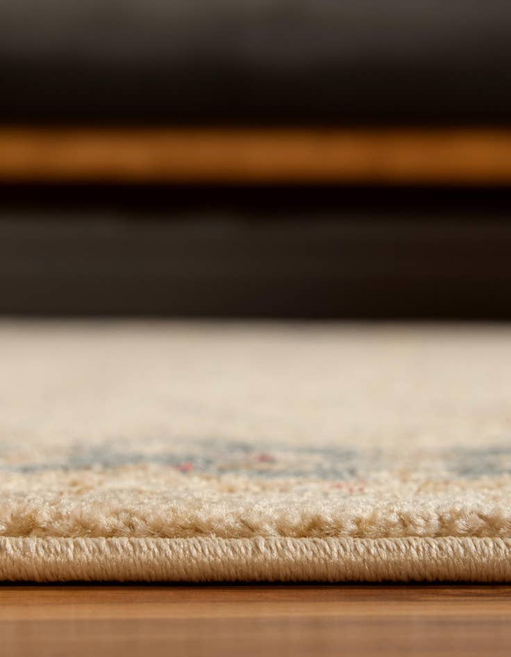 Detail image of  6' x 6' Chelsea Round Rug