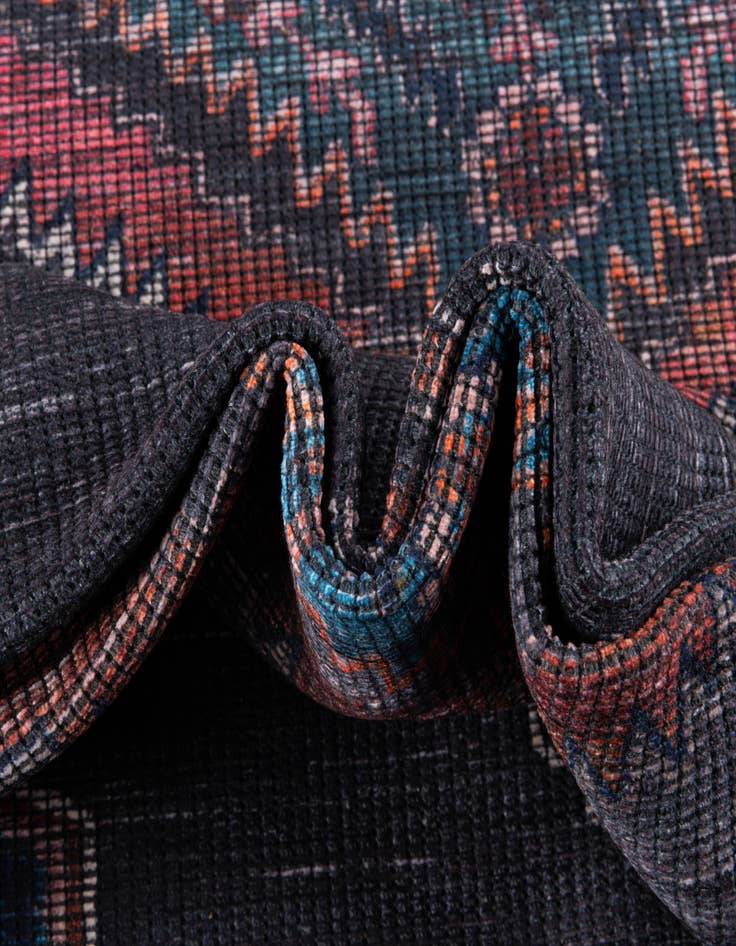 Detail image of  5' 3 x 5' 3  Washable Sisu Square Rug