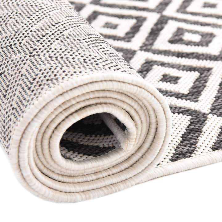 Charcoal Gray 7' 10 x 7' 10 Jill Zarin Costa Rica Indoor / Outdoor ...