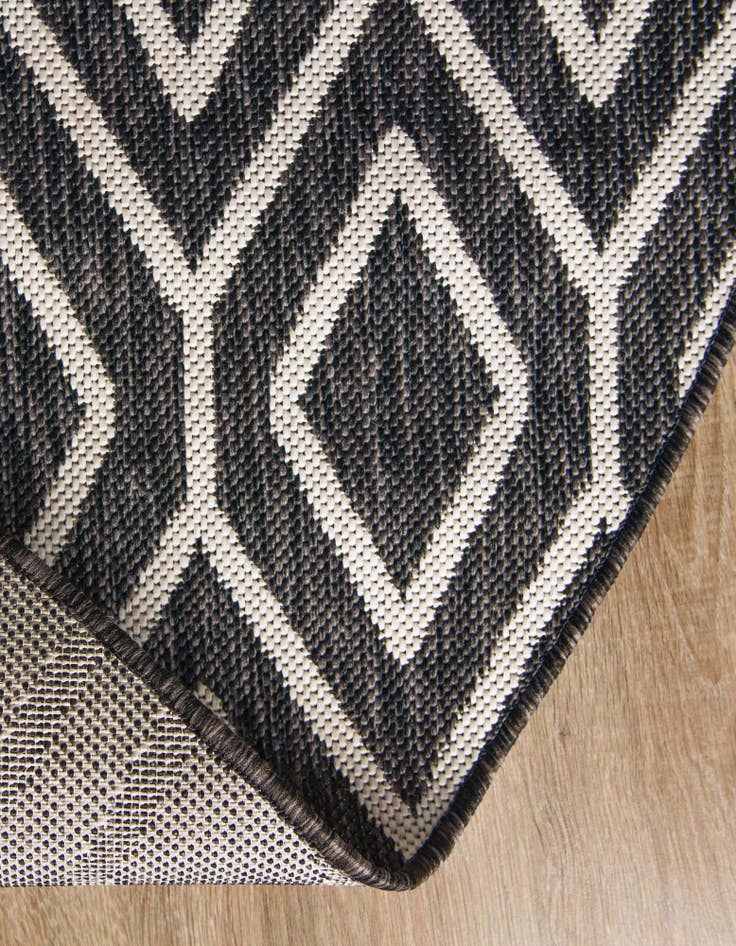 Detail image of  5' 3 x 8'  Washable Jill Zarin Turks and Caicos Indoor / Outdoor Oval Rug
