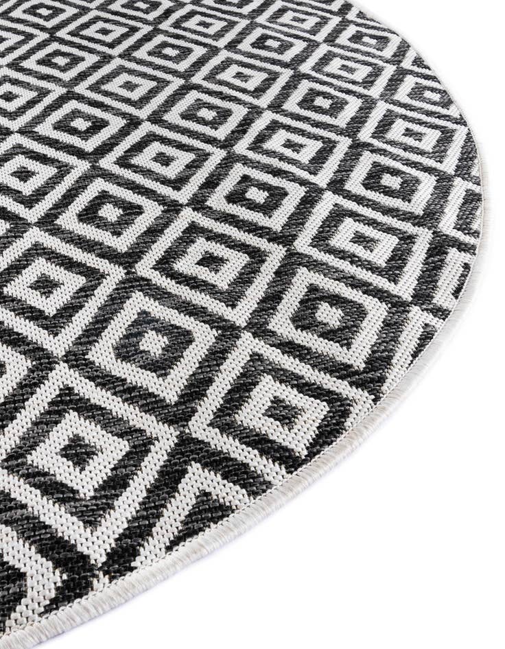 Detail image of  7' 10 x 10'  Washable Jill Zarin Costa Rica Indoor / Outdoor Oval Rug