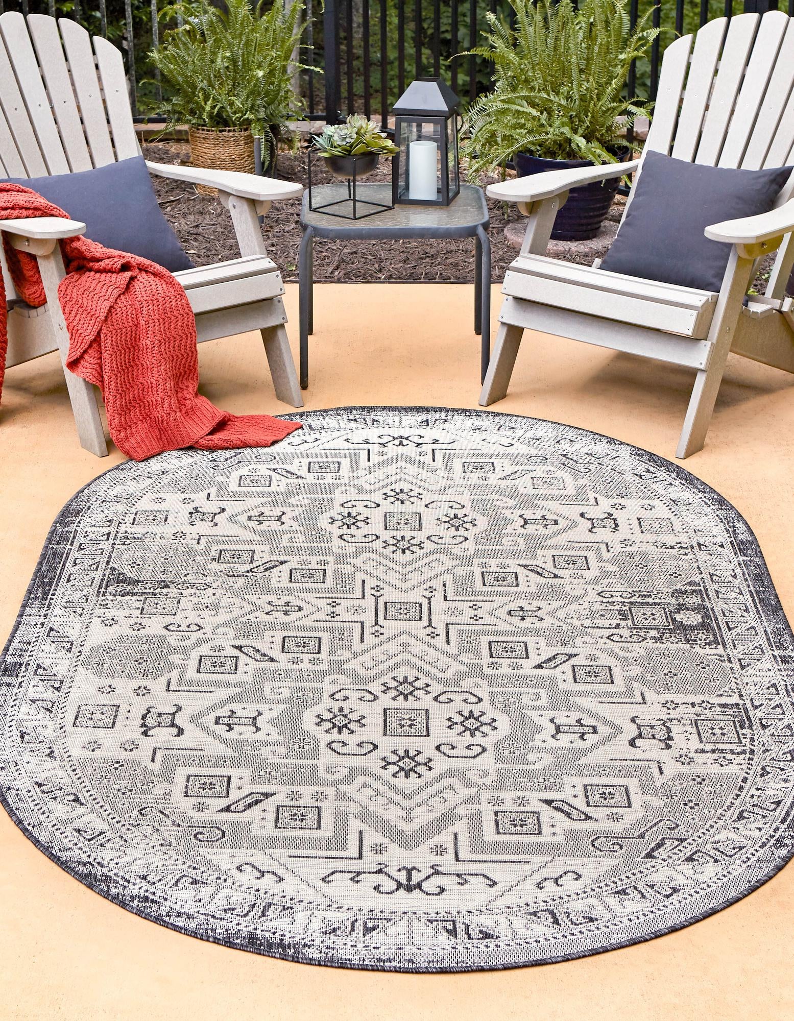 Charcoal Gray 5' 3 x 8' Aztec Indoor / Outdoor Oval Rug | Rugs.com