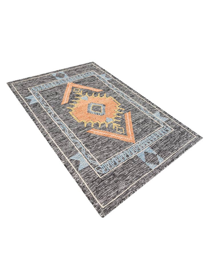 Detail image of  4' 1 x 6' 1  Hand Woven Kilim Wool Rug