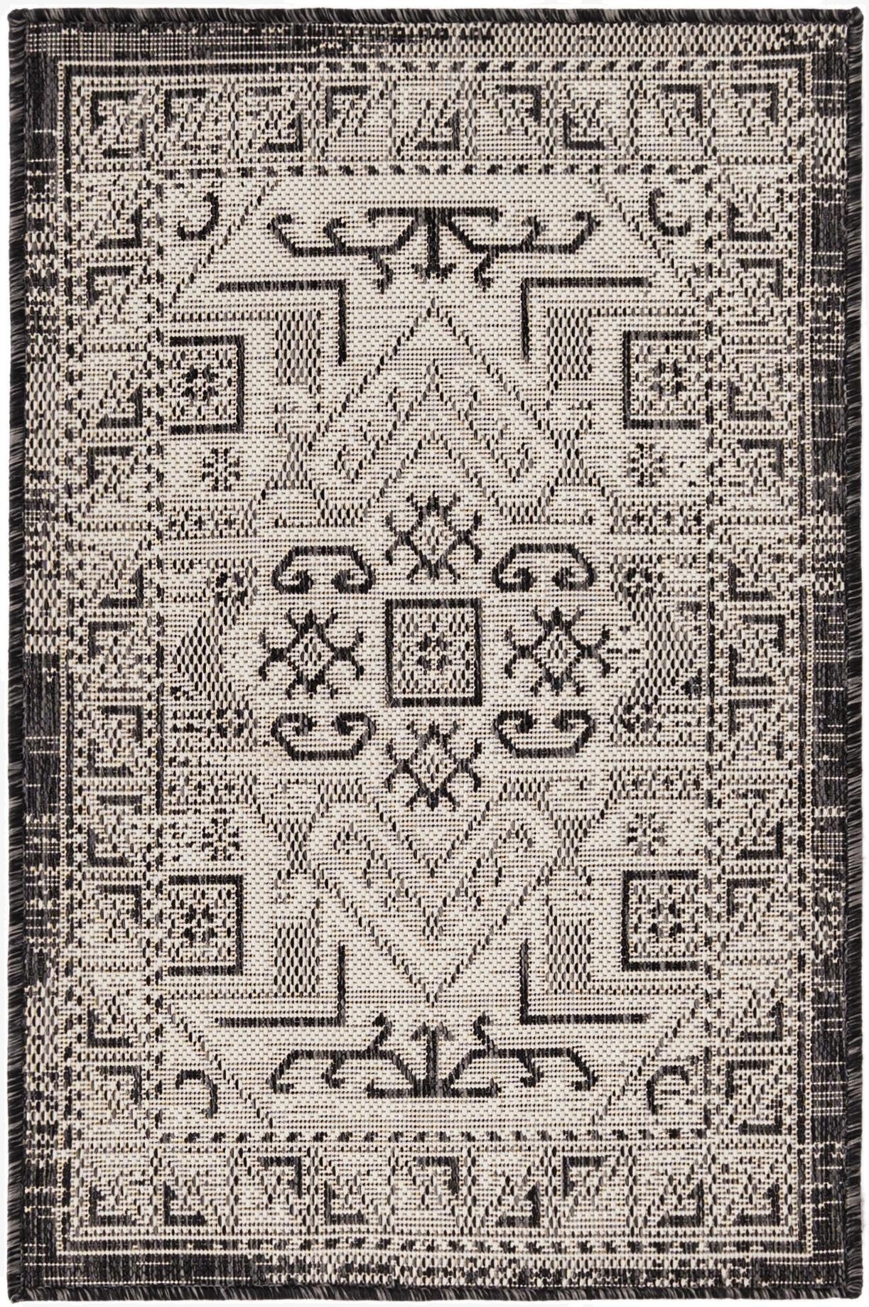  2' x 3'  Washable Aztec Indoor / Outdoor Rug