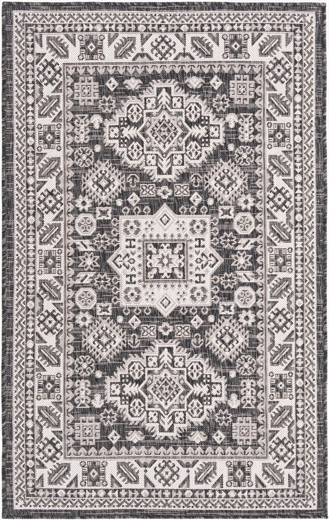  3' x 5' 3  Washable Aztec Indoor / Outdoor Rug