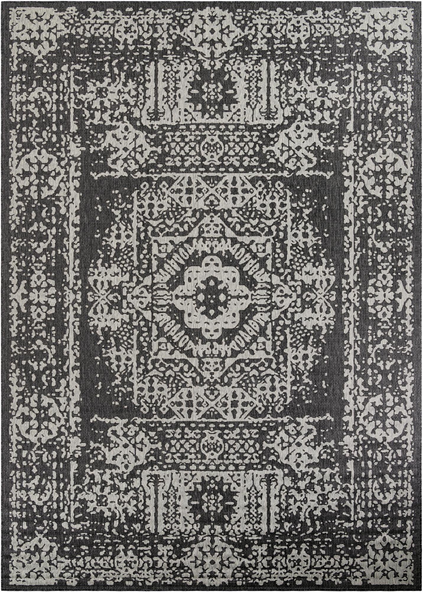  10' x 14'  Washable Traditional Indoor / Outdoor Rug