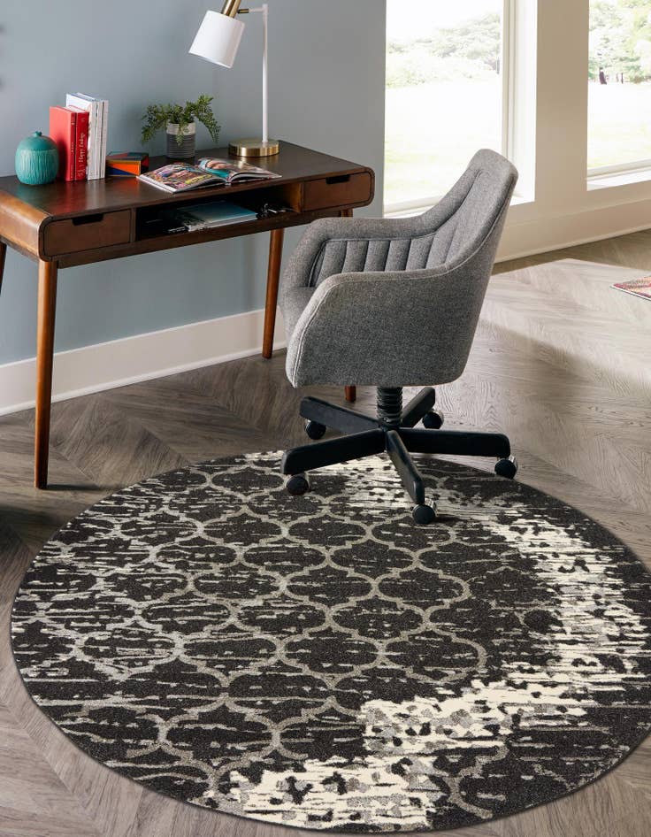 Detail image of 6' x 6' Lattice Round Rug