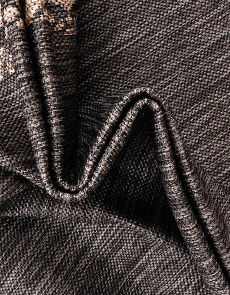 Detail image of  10' 8 x 10' 8  Washable Border Indoor / Outdoor Round Rug