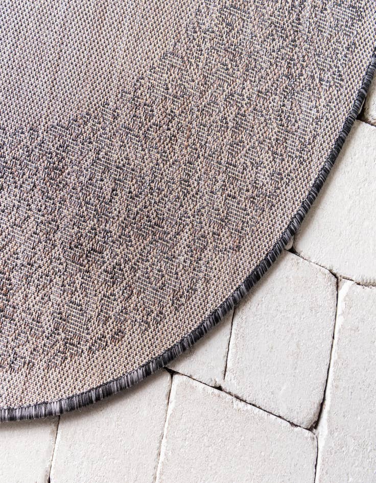 Detail image of  10' 8 x 10' 8  Washable Border Indoor / Outdoor Round Rug