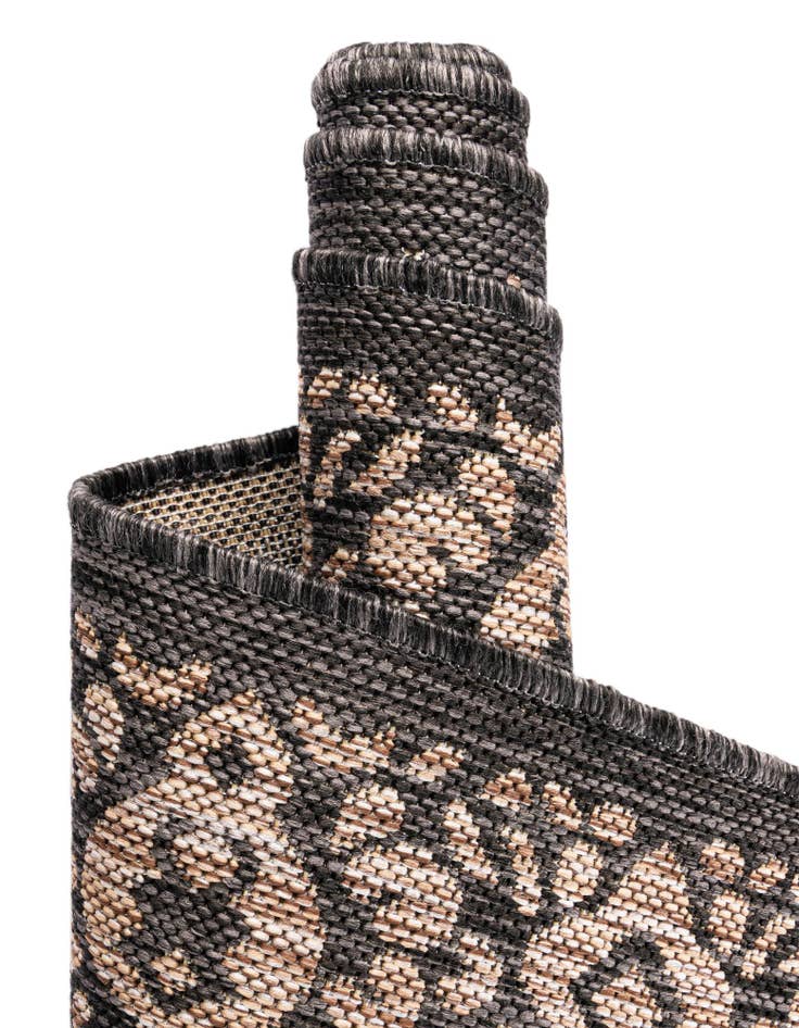 Detail image of  2' x 6'  Washable Border Indoor / Outdoor Runner Rug