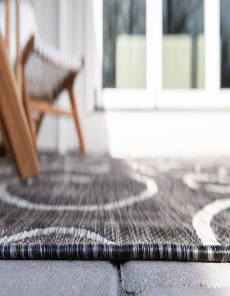 Detail image of  2' x 6'  Washable Botanical Indoor / Outdoor Runner Rug