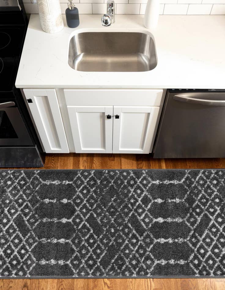 Detail image of  2' x 9' 10 Paxon Trellis Runner Rug