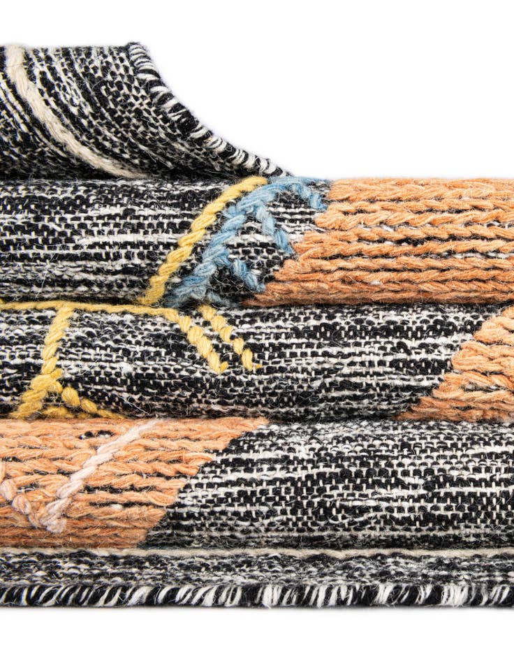 Detail image of  7' 10 x 7' 10  Hand Woven Kilim Wool Square Rug