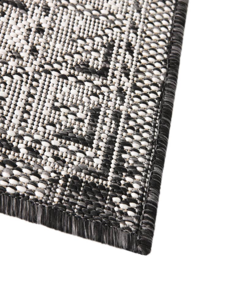 Detail image of  5' 3 x 5' 3  Washable Aztec Indoor / Outdoor Square Rug