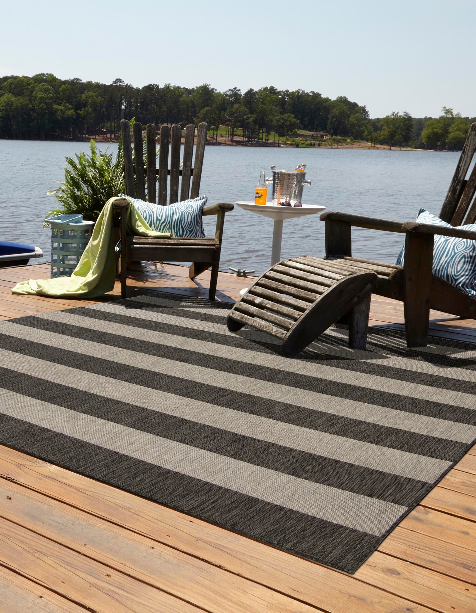 Charcoal Gray 6' x 6' Ribbon Indoor / Outdoor Square Rug | Rugs.com
