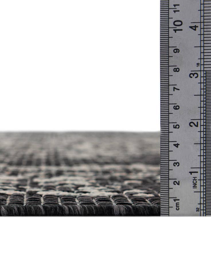 Detail image of  6' x 6'  Washable Traditional Indoor / Outdoor Square Rug