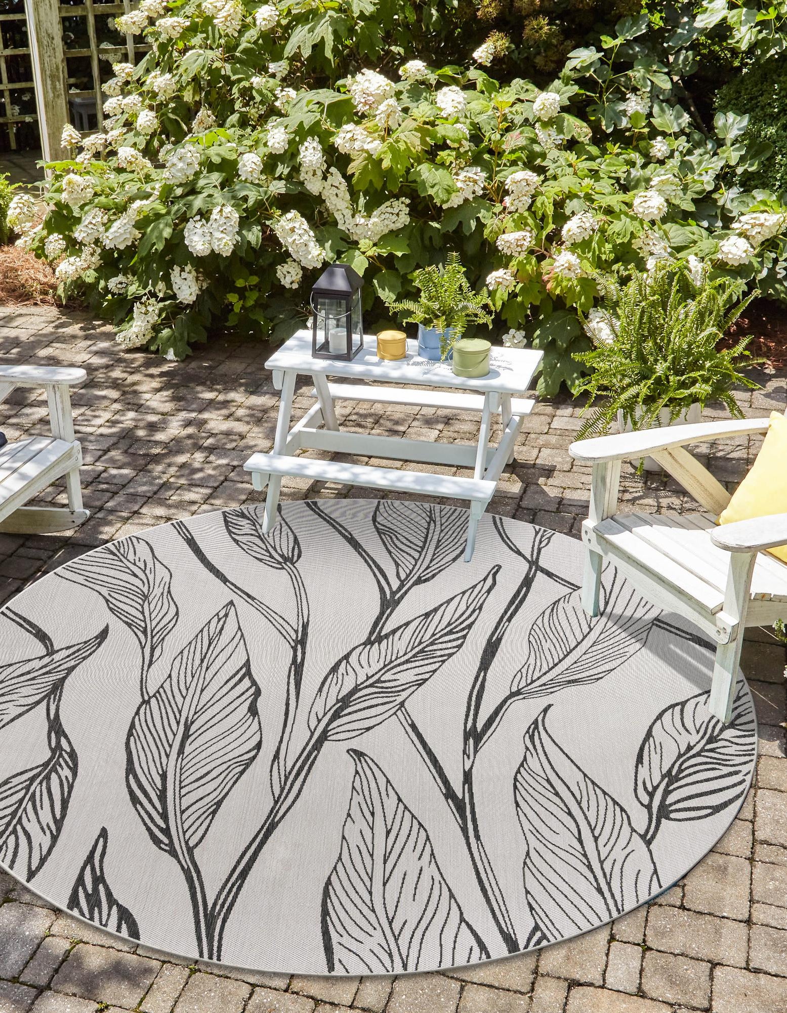 Charcoal Ivory 10' 8 x 10' 8 Botanical Indoor / Outdoor Round Rug ...