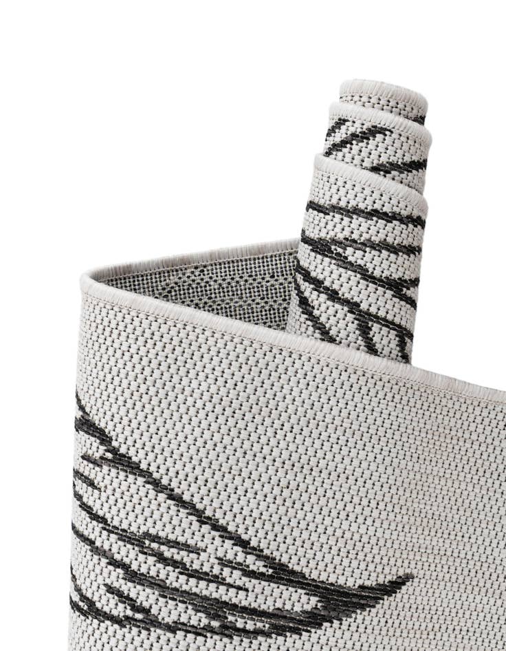 Detail image of  2' x 6'  Washable Botanical Indoor / Outdoor Runner Rug