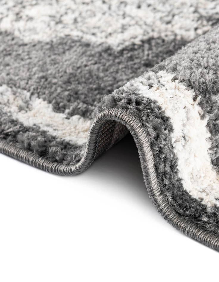 Detail image of  7' 10 x 7' 10 Parker Octagon Rug