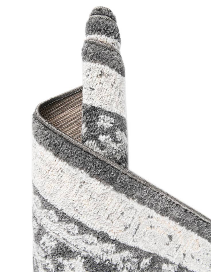 Detail image of  5' x 8' Aurelia Oval Rug