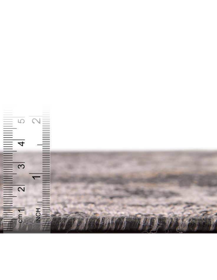 Detail image of  3' x 5' 3  Washable Traditional Indoor / Outdoor Oval Rug