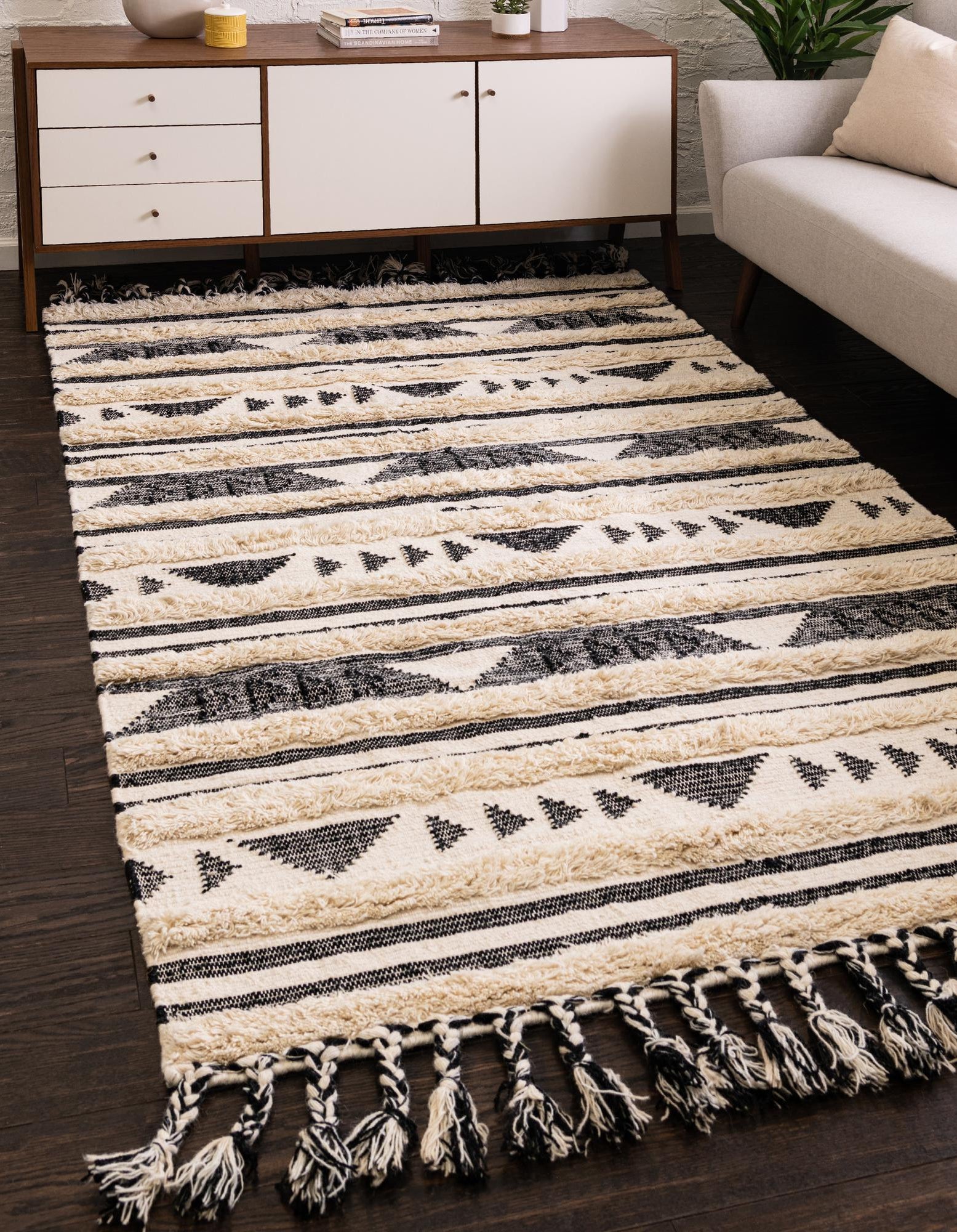 Charcoal 2' x 3' 1 Hand Woven Arizona Wool Rug | Rugs.com