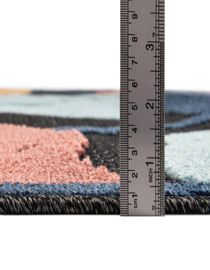 Detail image of  7' 10 x 10'  Washable Belize Indoor / Outdoor Rug