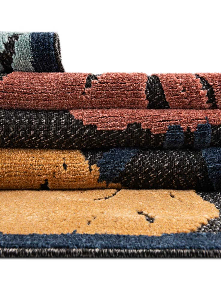 Detail image of  7' 10 x 10'  Washable Belize Indoor / Outdoor Rug