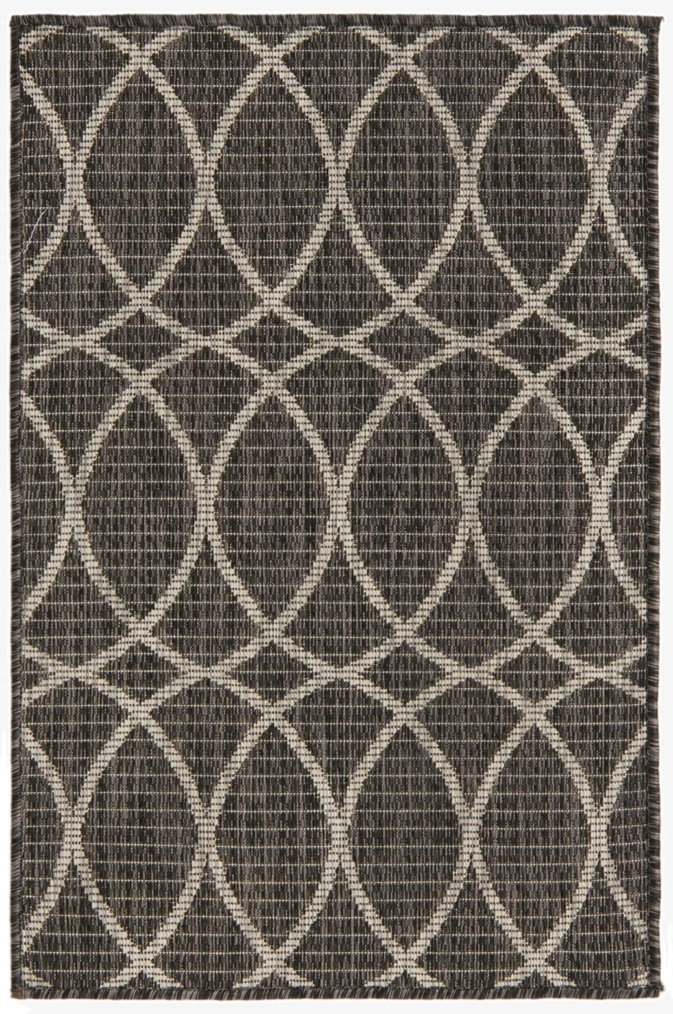  2' x 3'  Washable Lattice Indoor / Outdoor Rug