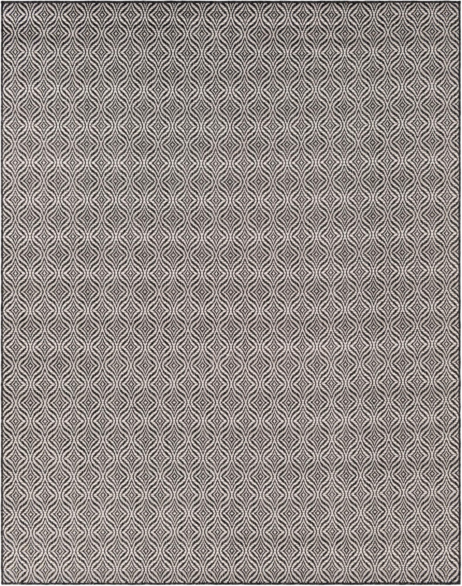  7' 10 x 10'  Washable Lattice Indoor / Outdoor Rug