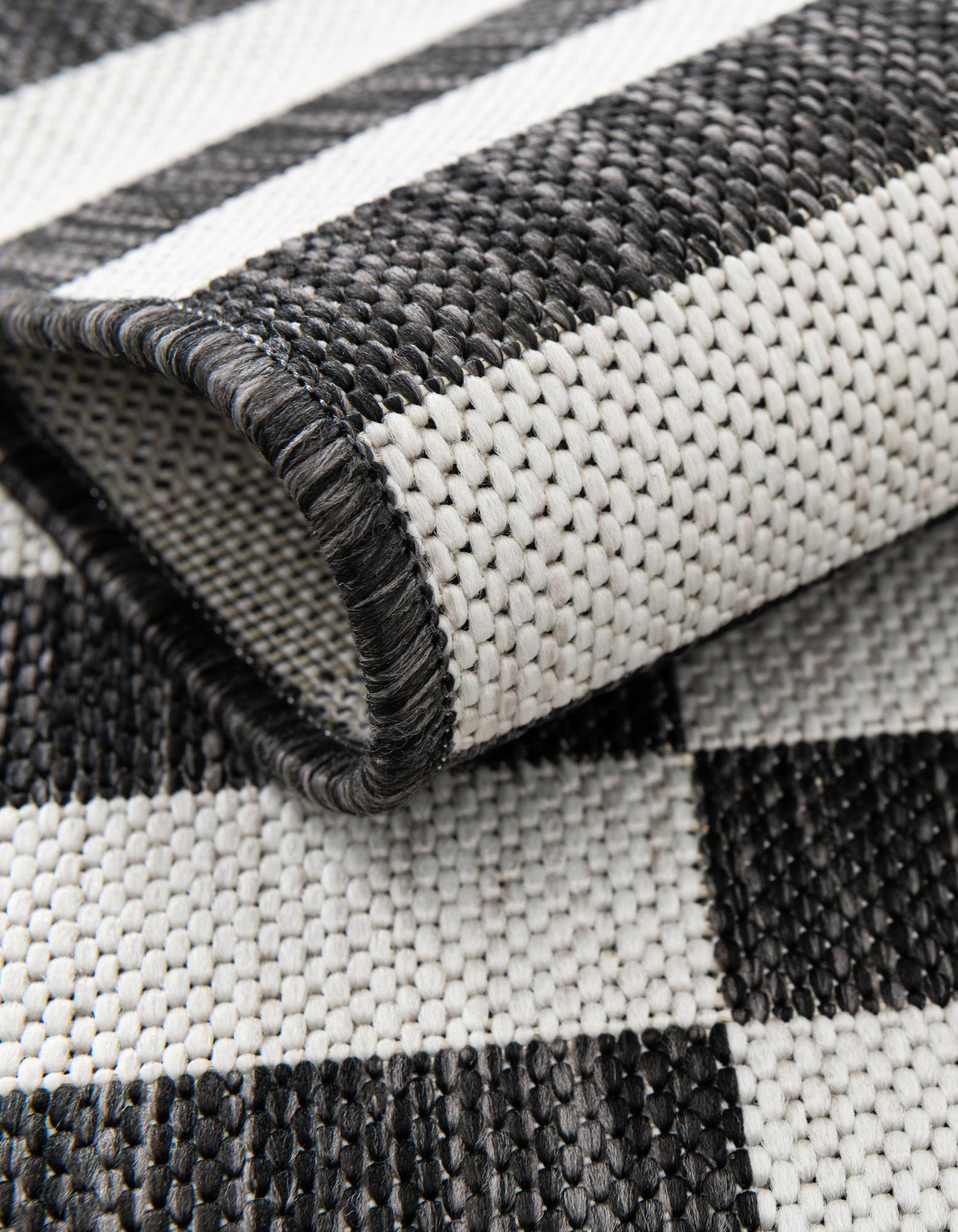 Charcoal 5' x 8' Ribbon Indoor / Outdoor Rug | Rugs.com