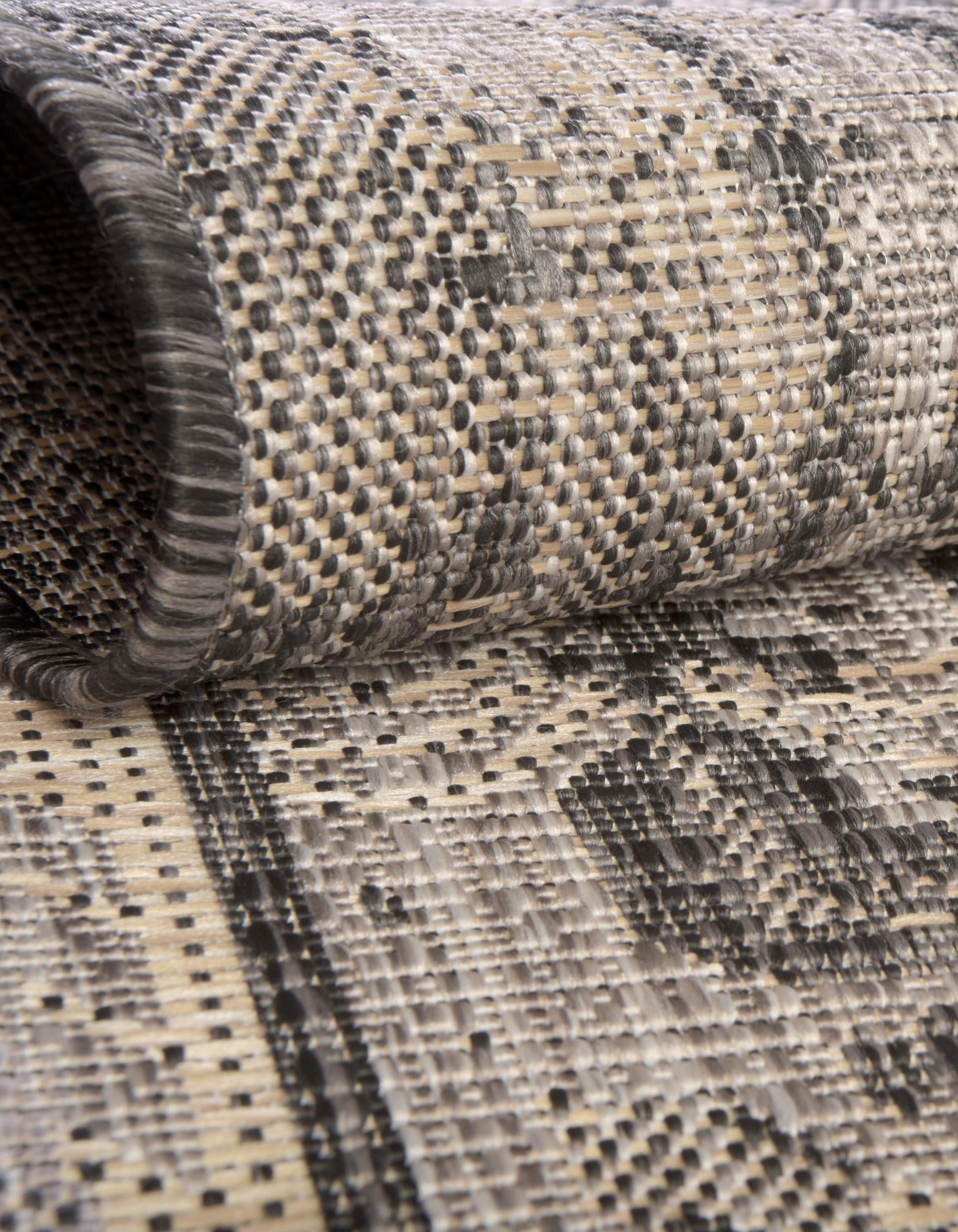  Custom Charcoal  Washable Traditional Indoor / Outdoor Rug