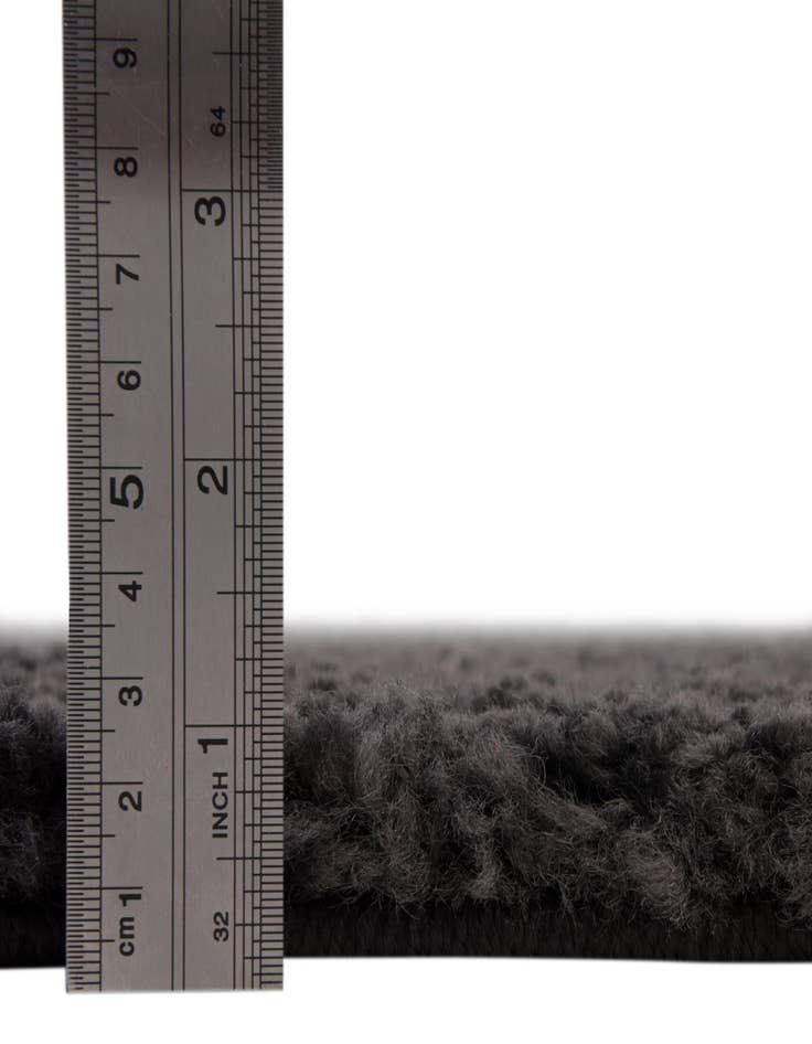 Detail image of  3' 3 x 5' 3 Solid Frieze Rug