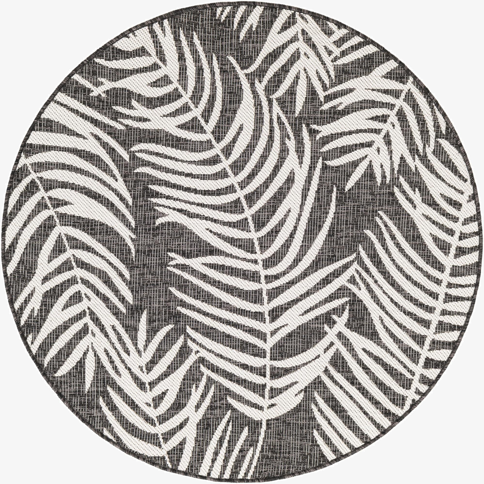  4' x 4'  Washable Botanical Indoor / Outdoor Round Rug