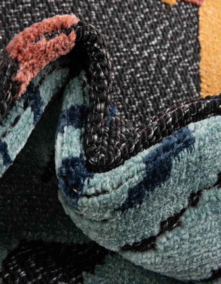 Detail image of  2' x 10'  Washable Belize Indoor / Outdoor Runner Rug