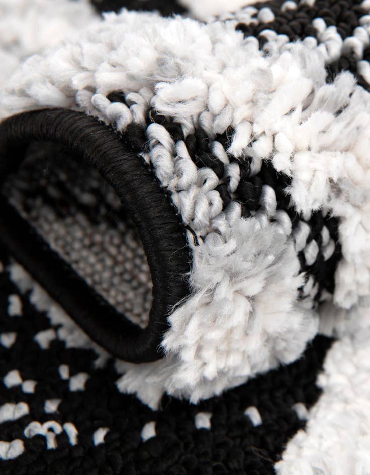 Detail image of  2' x 6' Cherokee Runner Rug