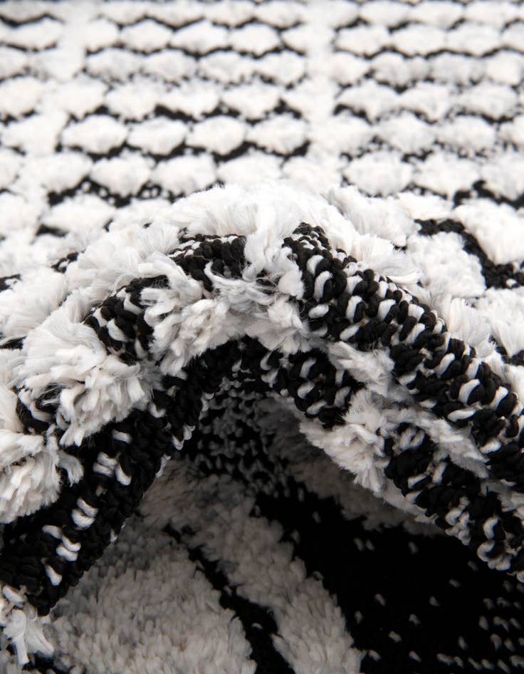 Detail image of  2' x 6' Cherokee Runner Rug