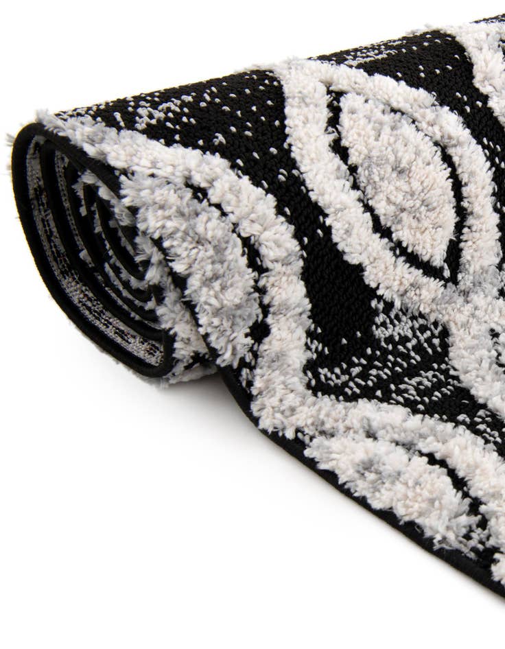 Detail image of  2' x 6' Cherokee Runner Rug