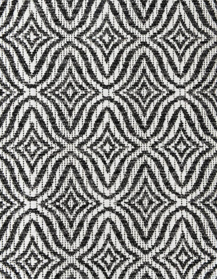 Detail image of  2' 3 x 7'  Washable Lattice Indoor / Outdoor Runner Rug