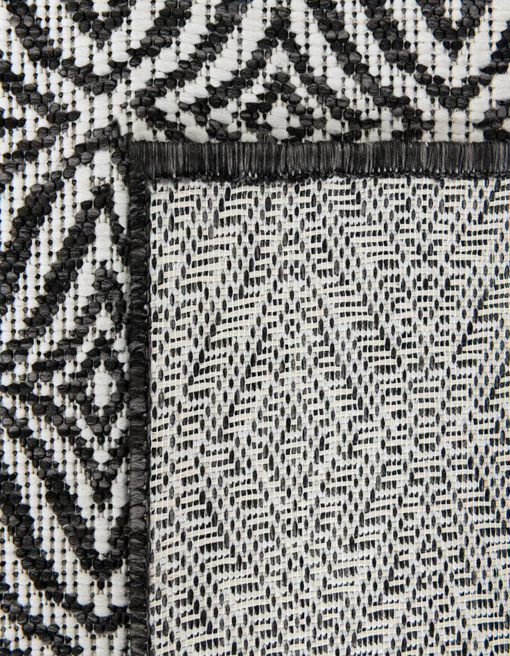 Detail image of  2' 3 x 7'  Washable Lattice Indoor / Outdoor Runner Rug