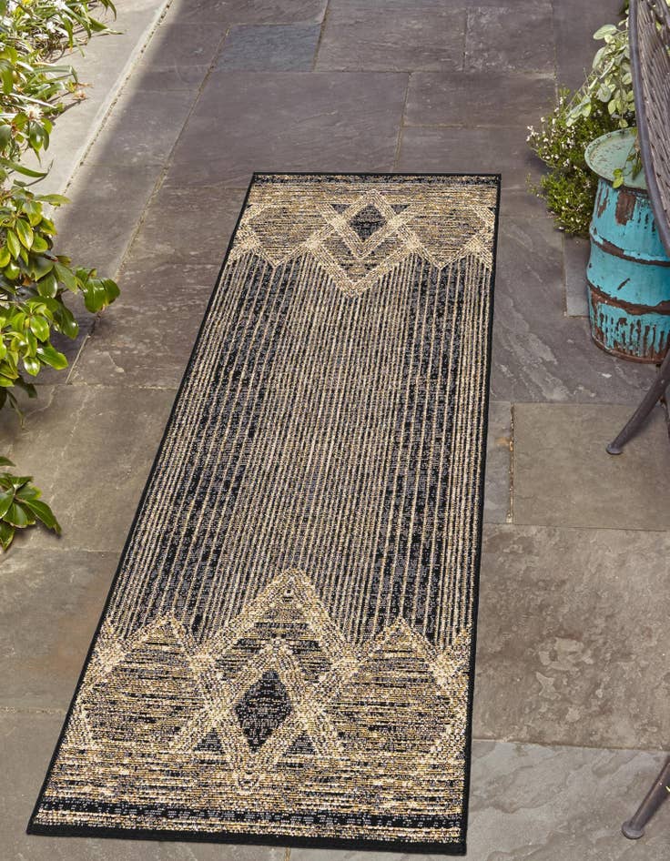 Detail image of  2' 7 x 10'  Washable Modern Indoor / Outdoor Runner Rug