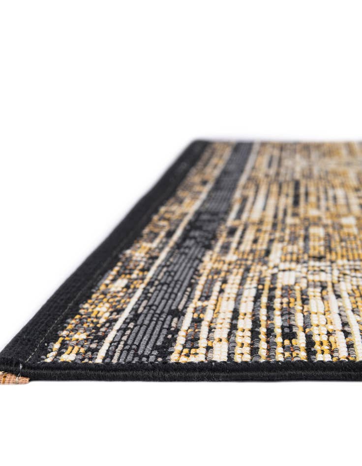 Detail image of  2' 7 x 10'  Washable Modern Indoor / Outdoor Runner Rug