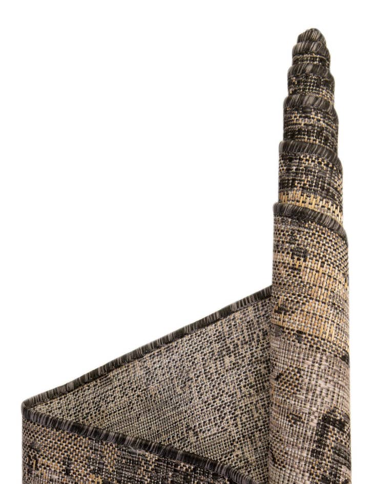 Detail image of  2' 7 x 12'  Washable Traditional Indoor / Outdoor Runner Rug