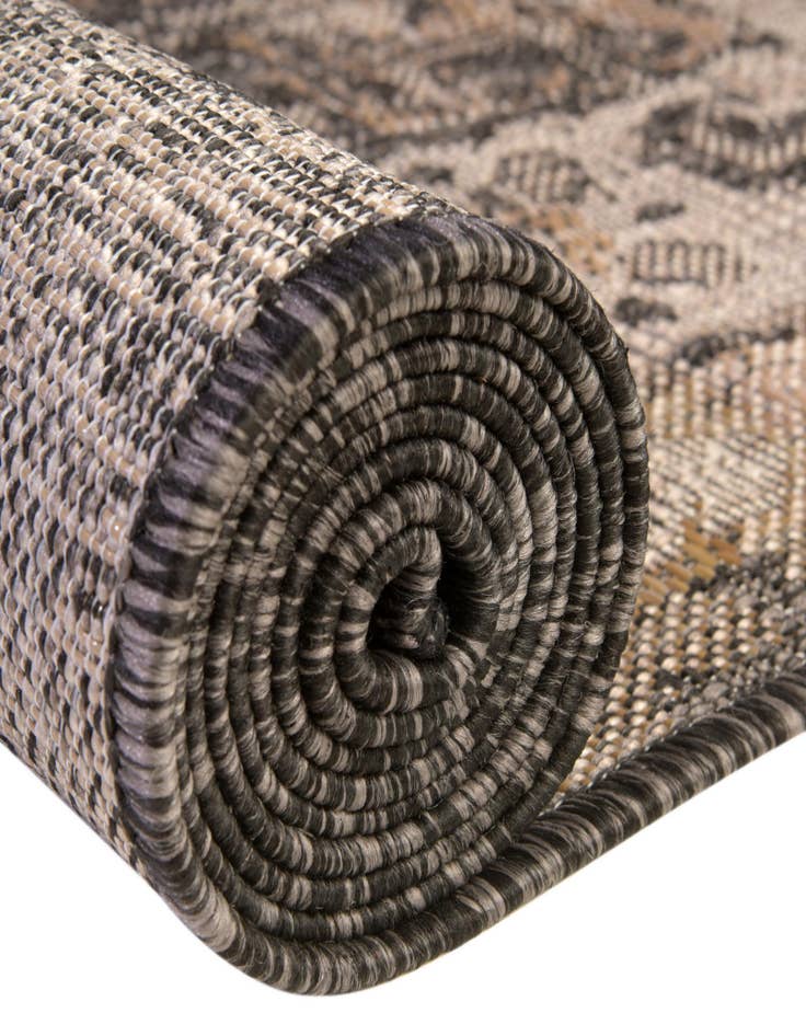 Detail image of  2' 7 x 12'  Washable Traditional Indoor / Outdoor Runner Rug